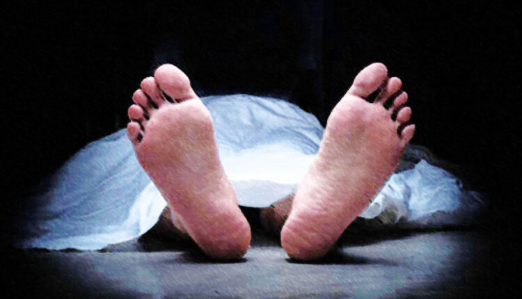 Heinous crime: Killing his wife and keeping her at home